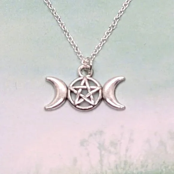 Silver Triple Goddess Moon Pentagram Wicca Necklace - Picture 1 of 3